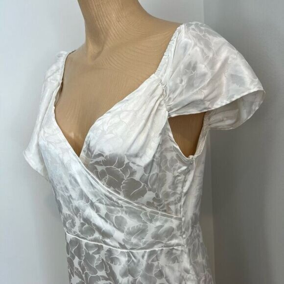 Pretty Darling Size 8 White Floral Detail Drape Jaquard Midi Bridal Dress Event - Picture 5 of 15